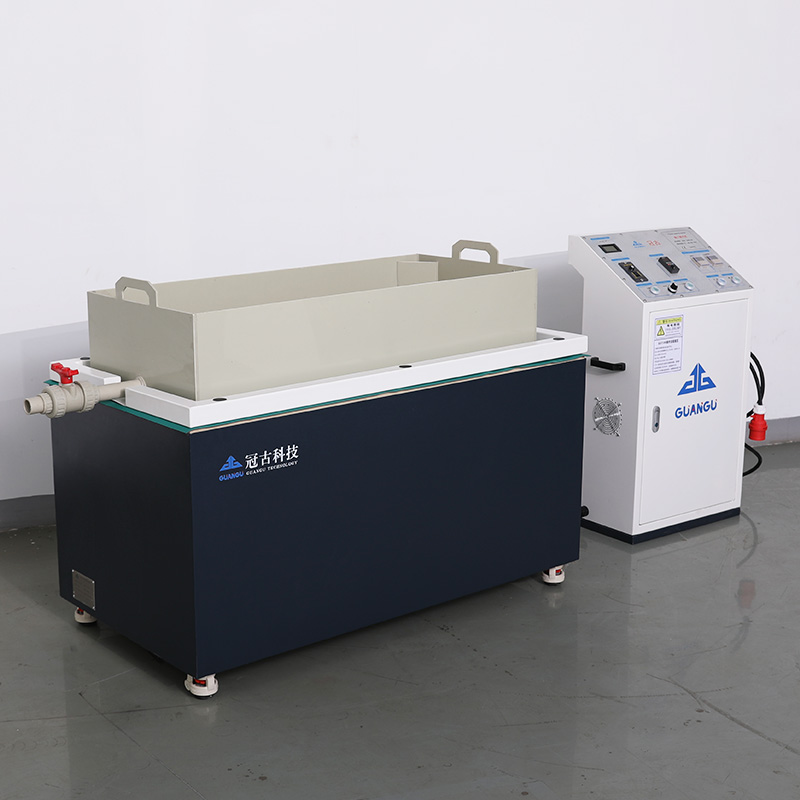 Sabah-Al-SalemAluminum alloy polishing machine